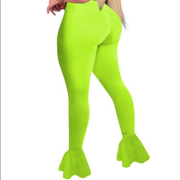 Stylish 2pc Set - Picture 2 of 5